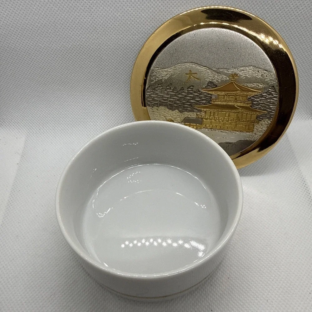 The Art of Chokin Vintage PAGODA Round Jewelry/Trinket Trinket Box